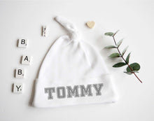 Load image into Gallery viewer, Baby Knotted Hat - Grey Design
